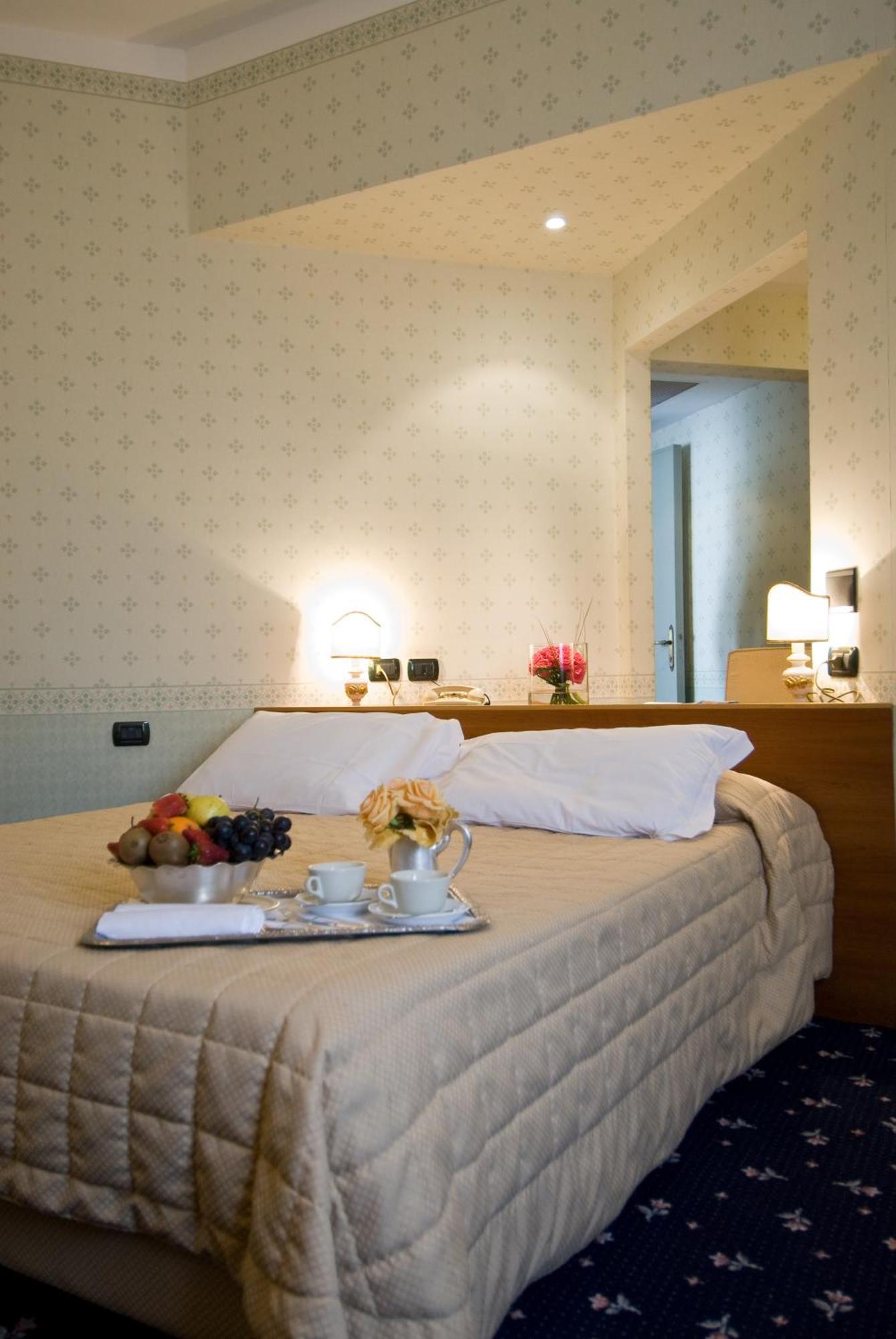 Grand Hotel Nizza Et Suisse Montecatini Terme Buitenkant foto